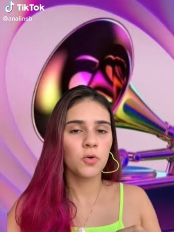 @analinsb a Ana Lins faz sucesso com comentários no TikTok