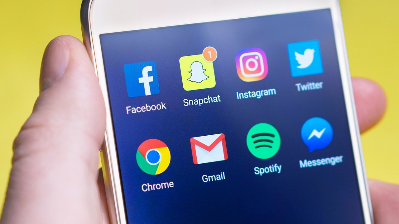 celular-midias-sociais